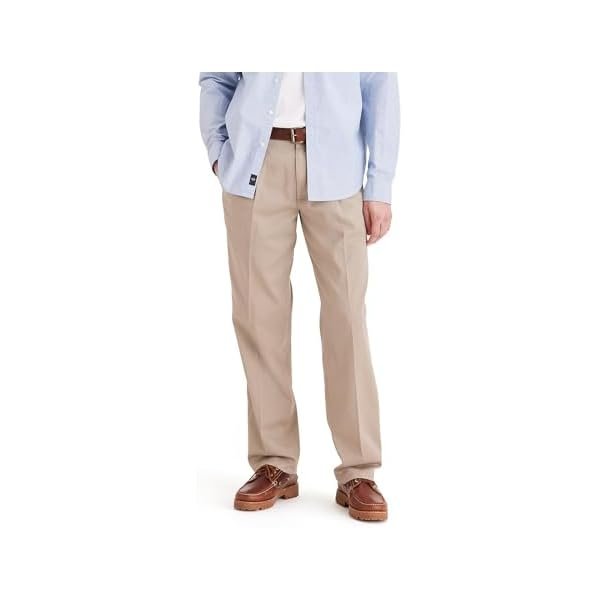 Classic Pleated Khaki Pants